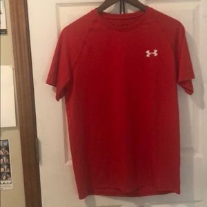 Red under armor shirt (men’s)